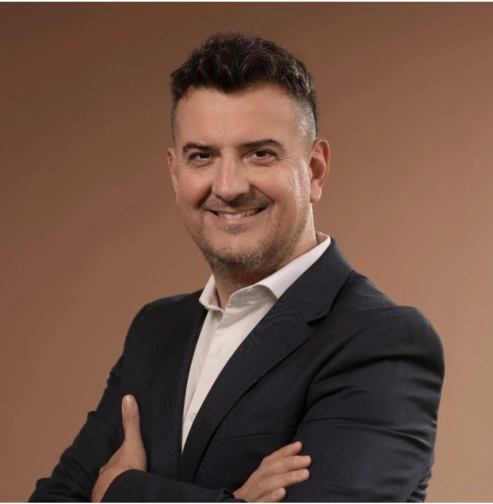 MIGUEL JOSÉ